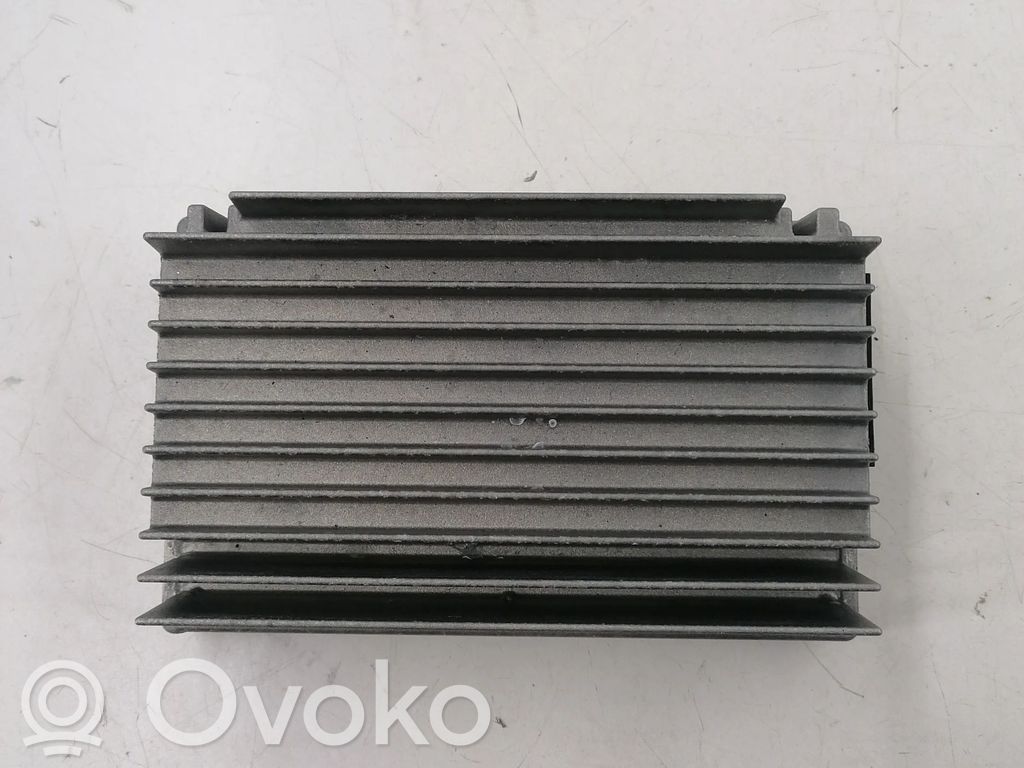 BMW X5 E70 Sound amplifier 