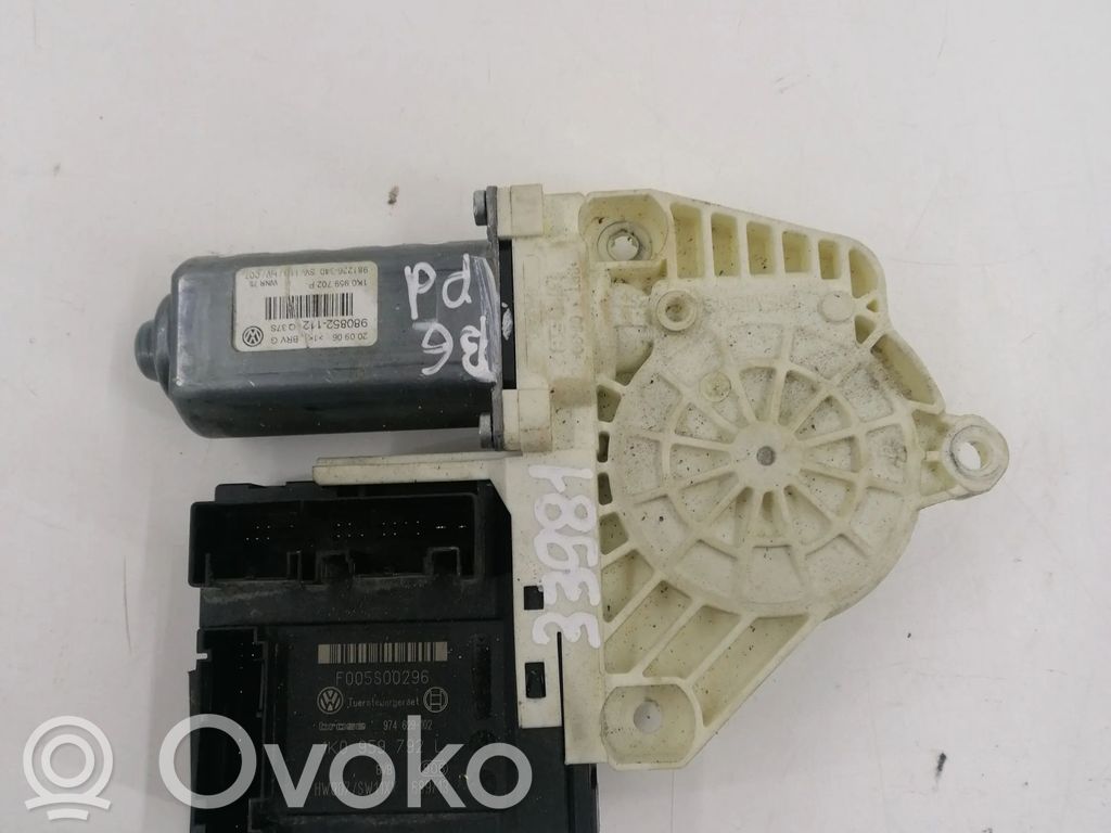 Volkswagen PASSAT B6 Silnik regulatora szyby drzwi przednich 