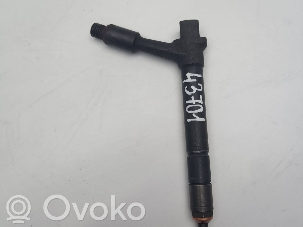 Opel Combo C Fuel injector 