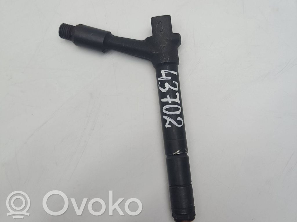 Opel Combo C Fuel injector 