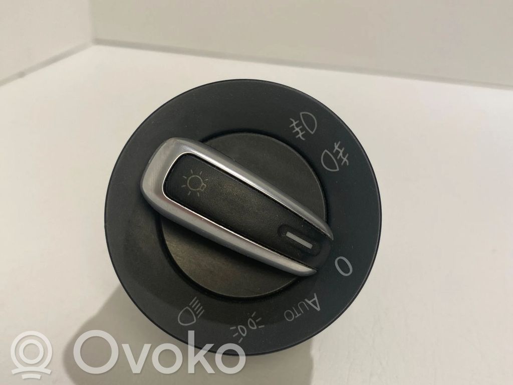 Volkswagen PASSAT B6 Light switch 