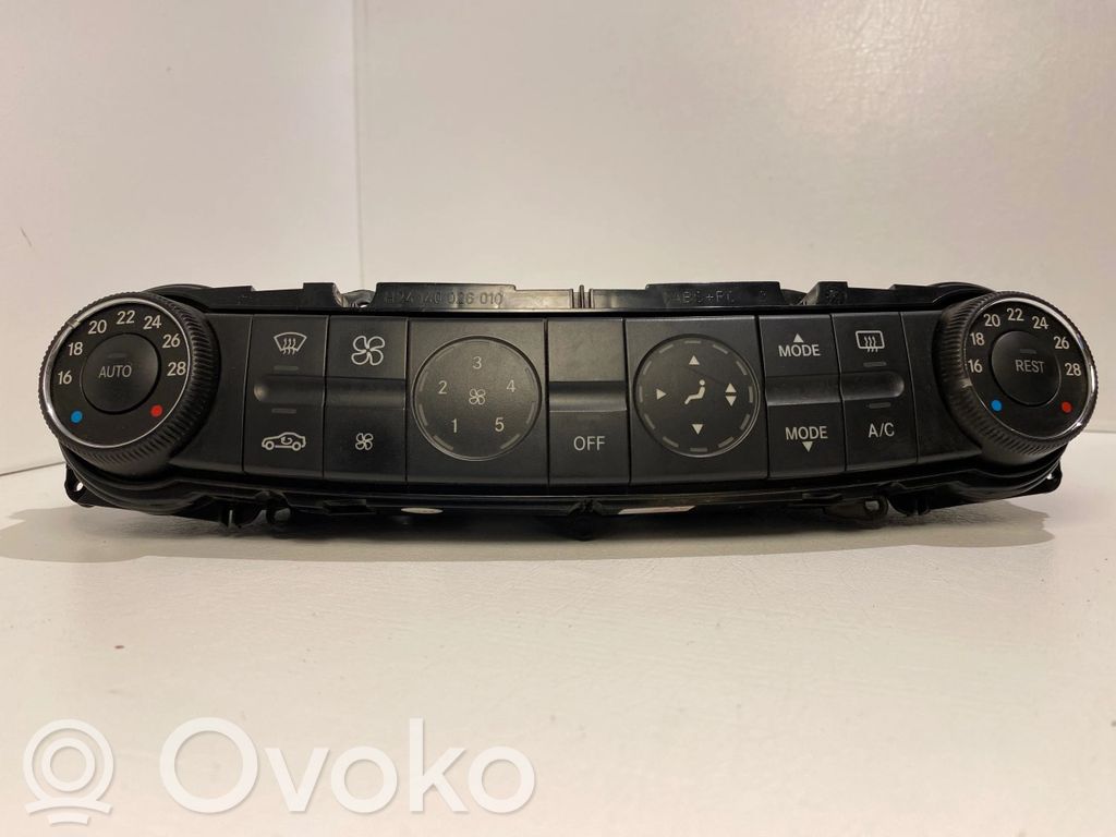Mercedes-Benz E W211 Climate control unit 