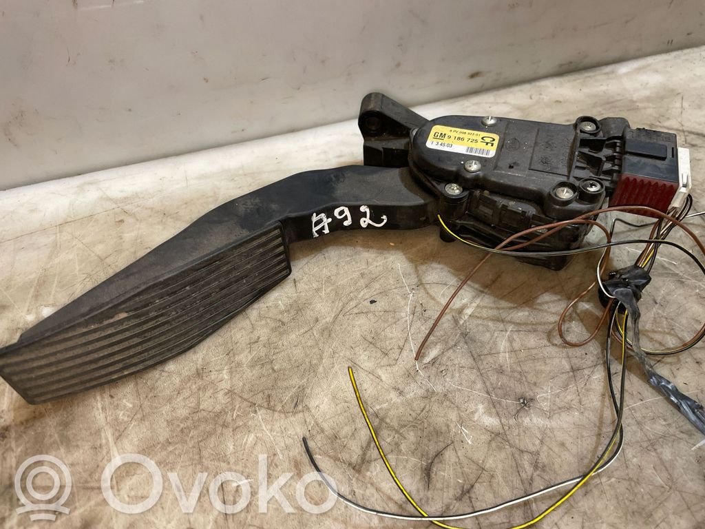 Opel Signum Accelerator throttle pedal 