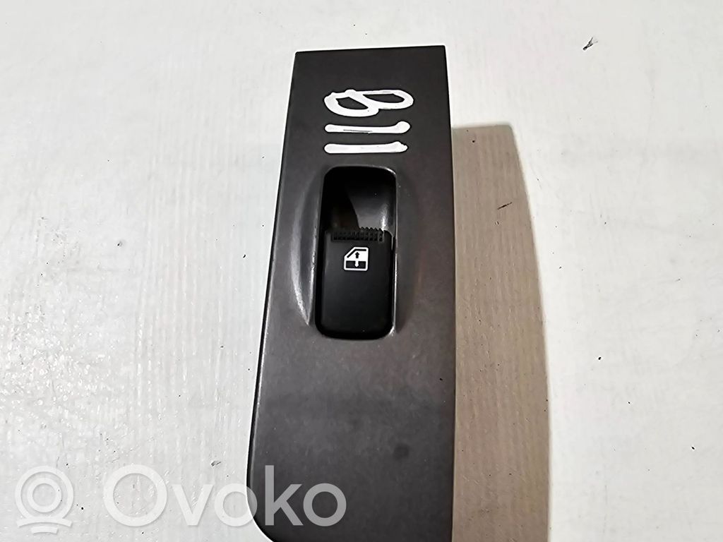 Hyundai Matrix Electric window control switch 