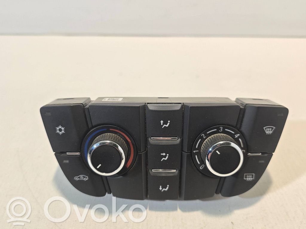 Opel Astra J Climate control unit 