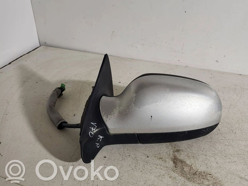 Volvo V70 Front door electric wing mirror 