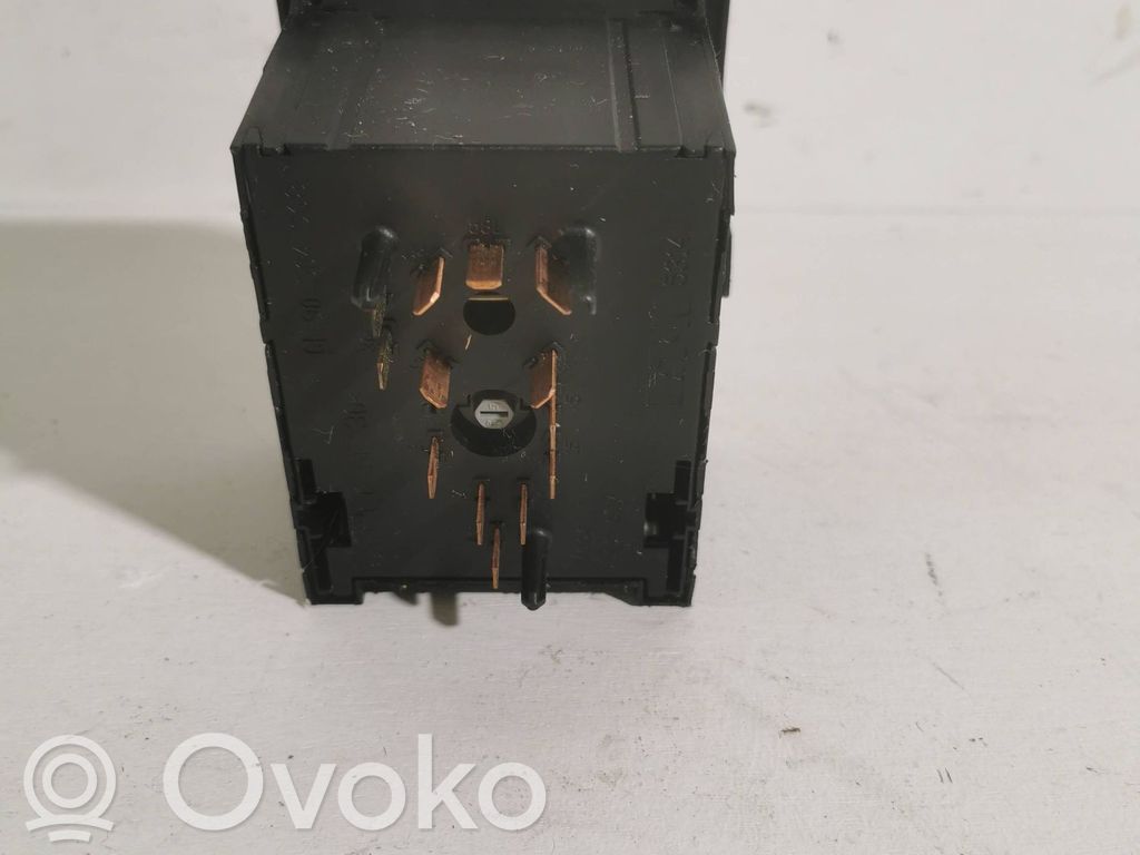 Opel Vectra B Light switch 