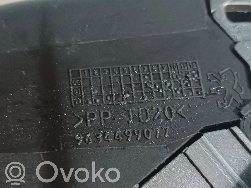 Peugeot 307 Dash center air vent grill 