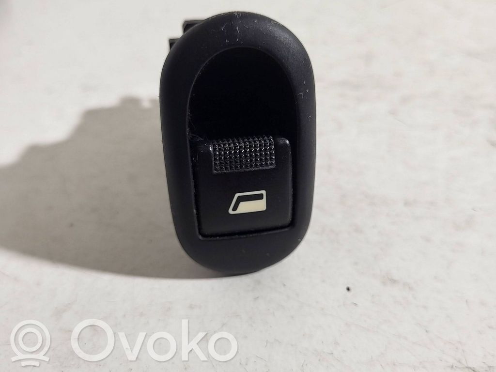Citroen C3 Electric window control switch 