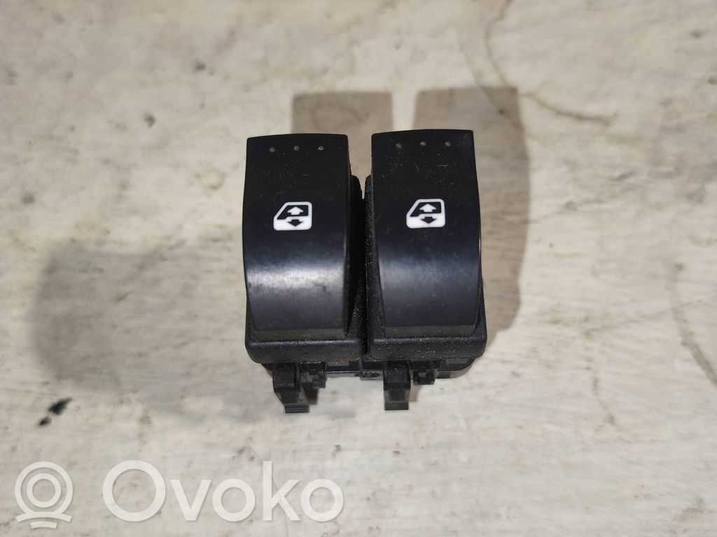 Renault Laguna II Electric window control switch 