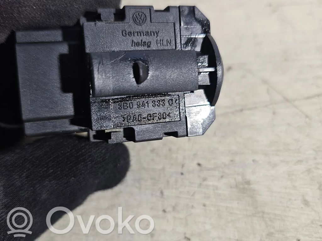 Volkswagen PASSAT B5 Headlight level height control switch 