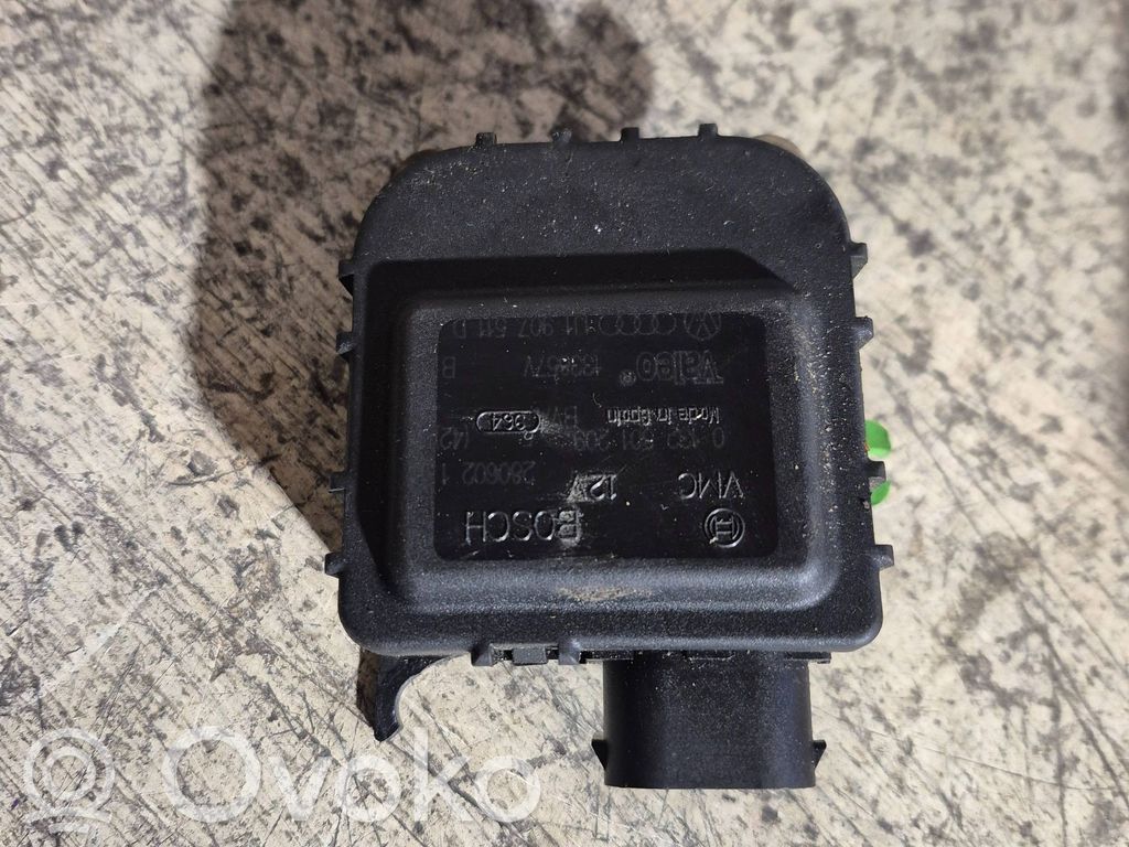 Audi A3 S3 8L Motor/actuator clapetă aer 
