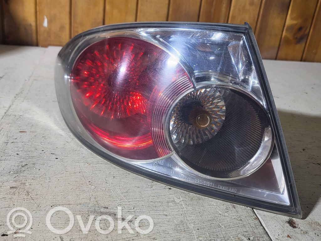 Mazda 6 Aizmugurējais lukturis virsbūvē 
