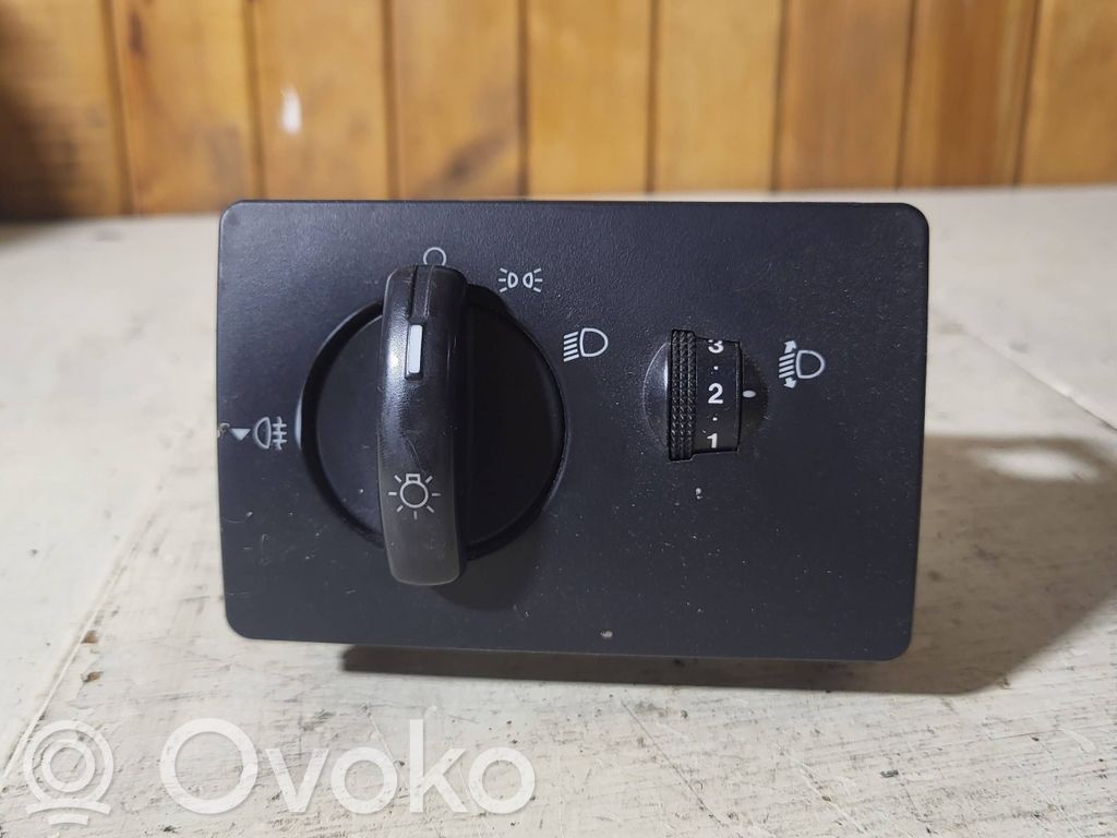 Ford Fiesta Light switch 
