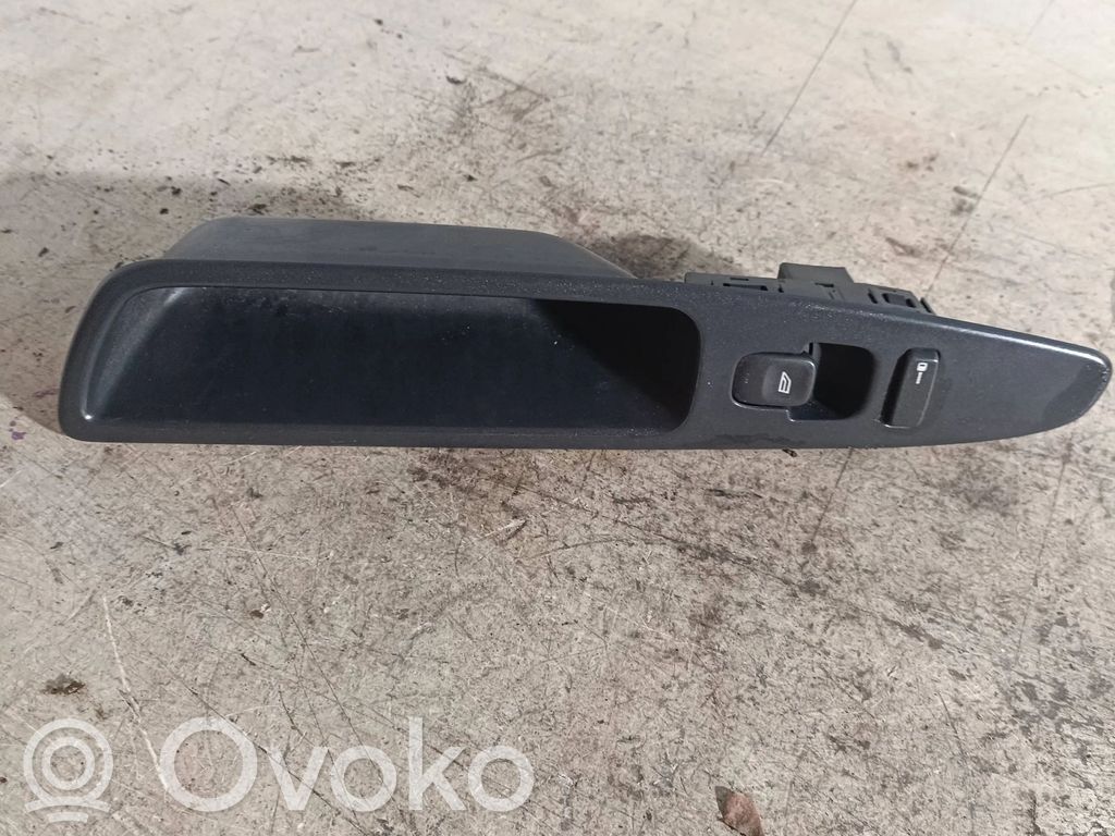 Volvo S40, V40 Electric window control switch 