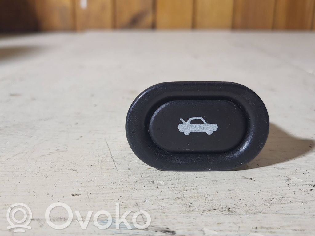 Saab 9-5 Tailgate opening switch 