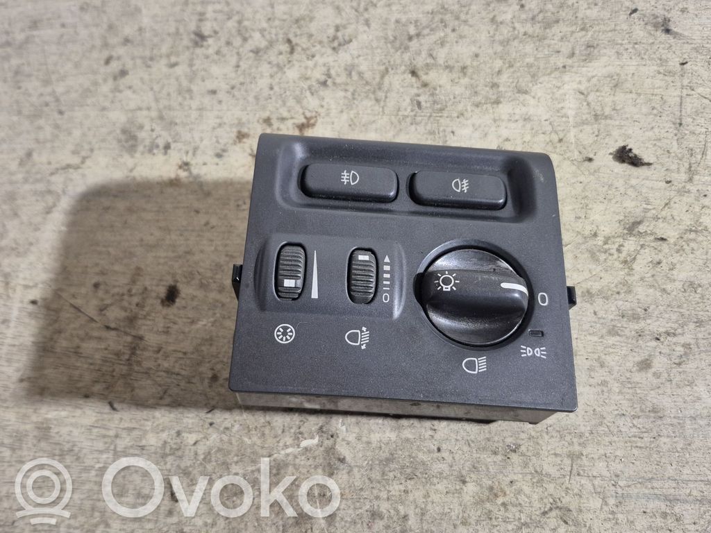 Volvo S40, V40 Light switch 