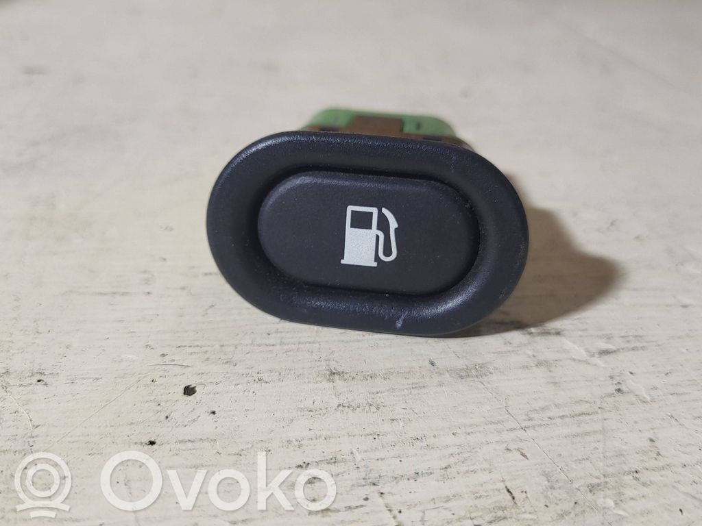 Saab 9-5 Fuel tank opening switch 