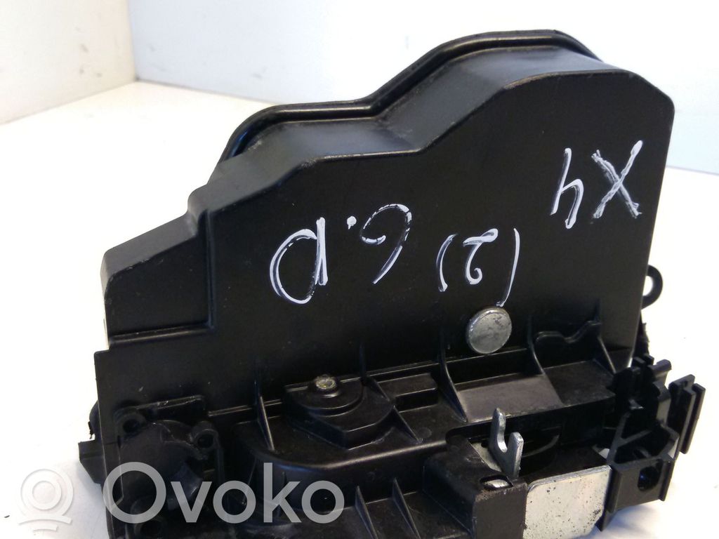 BMW X4 F26 Rear door lock 