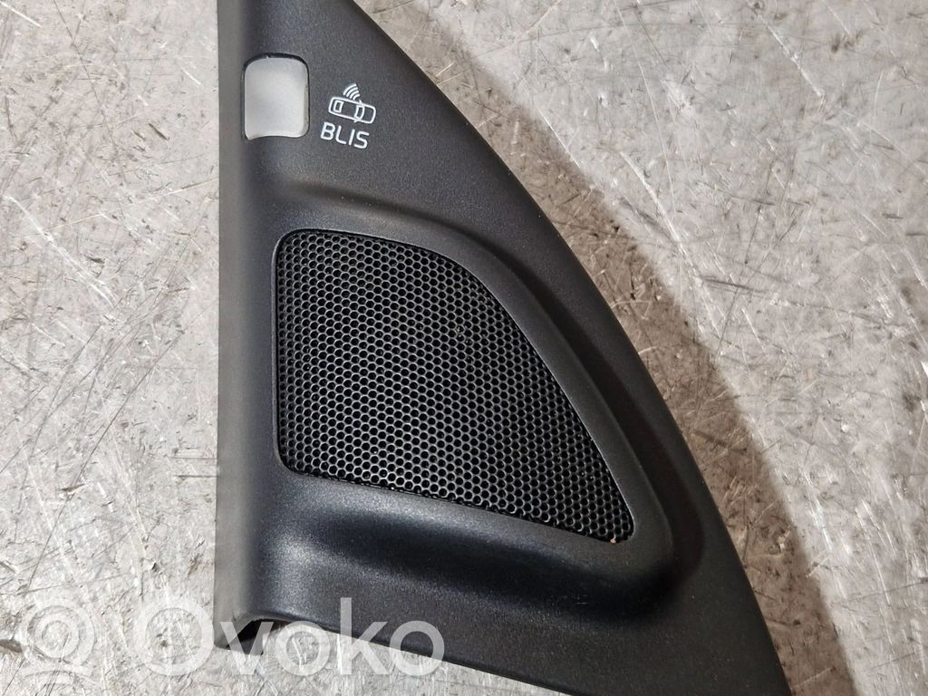 Volvo V70 Głośnik drzwi przednich 