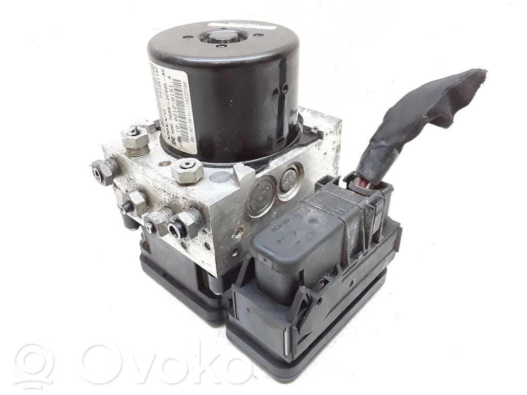 Volvo V70 ABS Pump 
