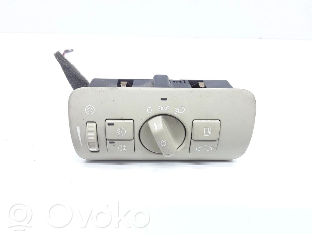 Volvo XC70 Light switch 
