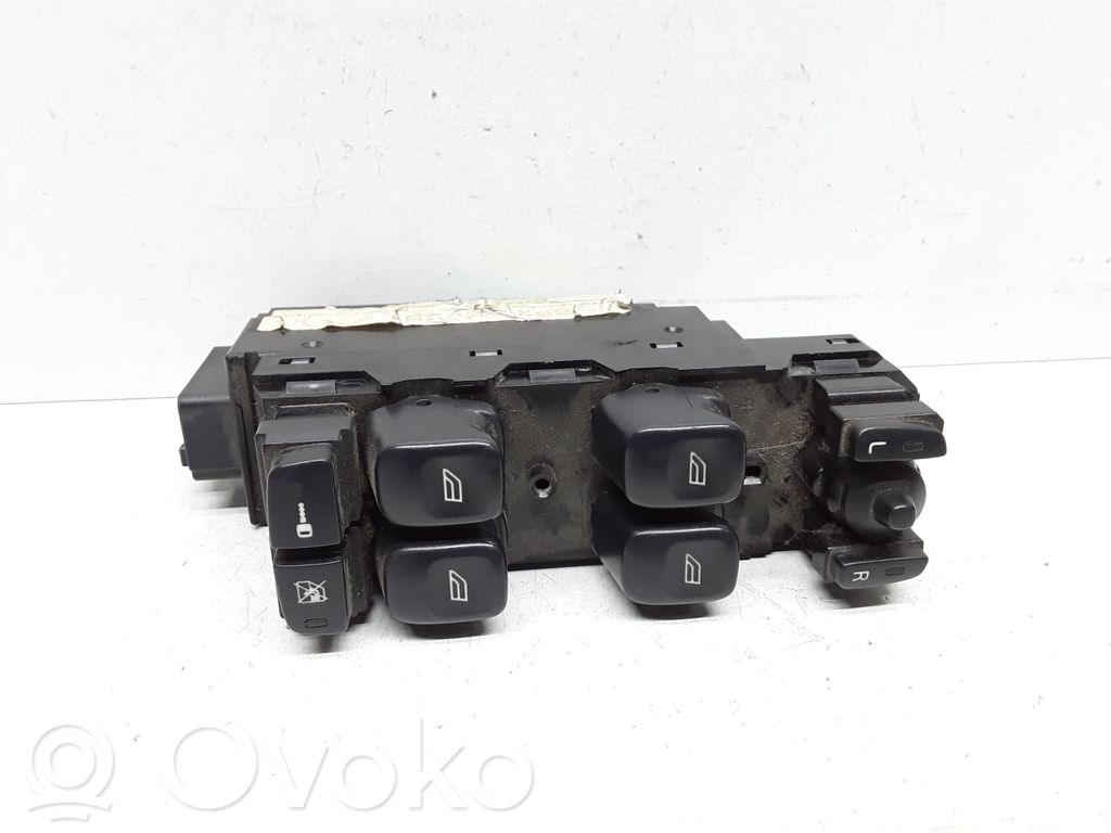 Volvo XC70 Electric window control switch 