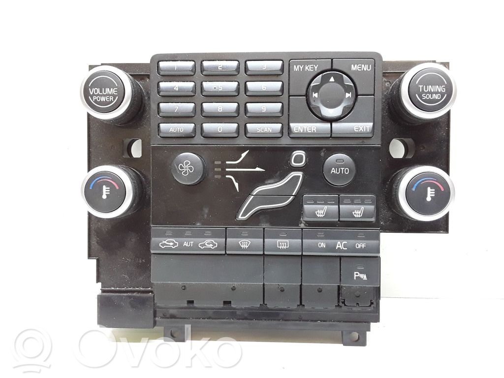 Volvo V70 Climate control unit 