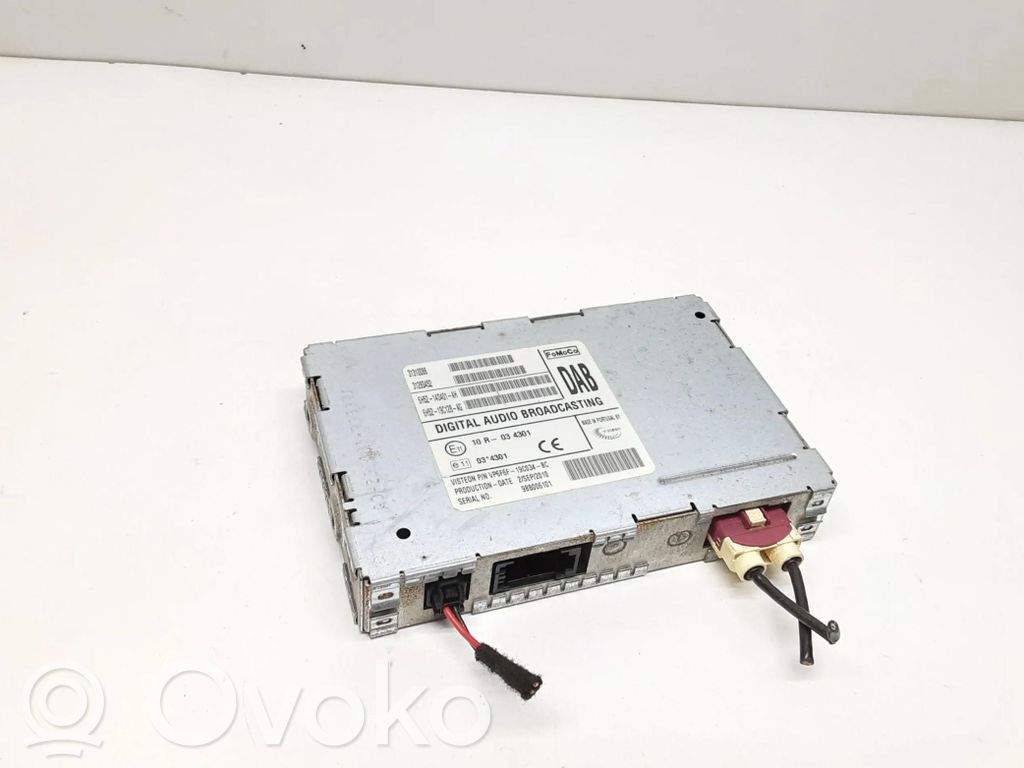 Volvo V70 Aerial antenna amplifier 