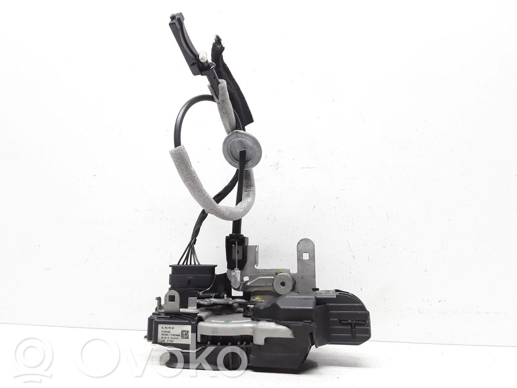 Volvo V40 Front door lock 