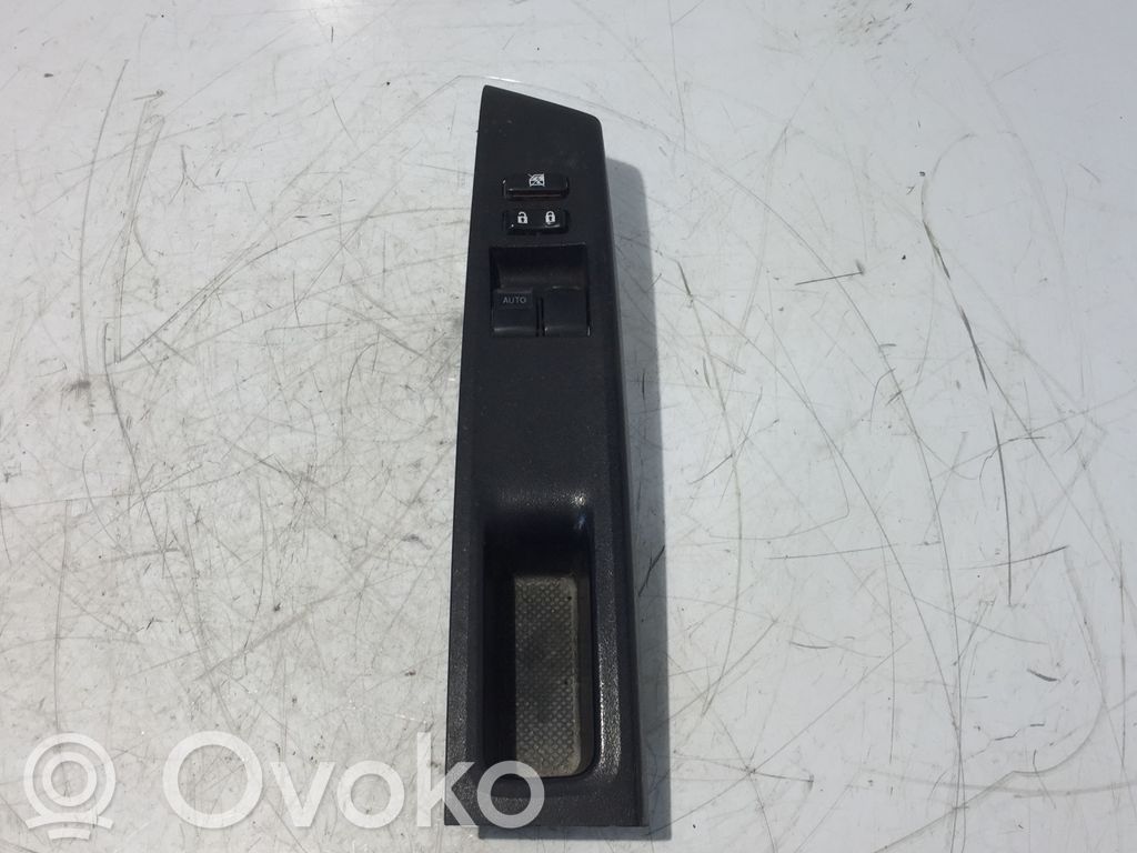 Toyota Yaris Electric window control switch 