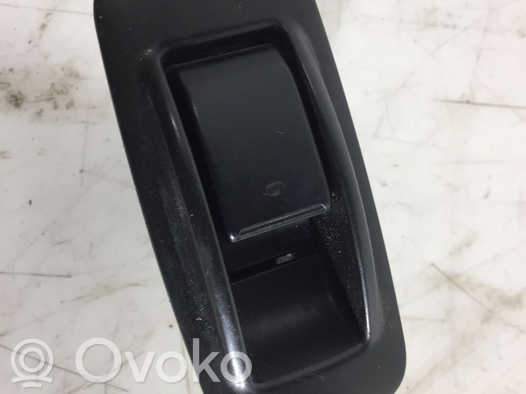 Toyota Corolla Verso AR10 Electric window control switch 