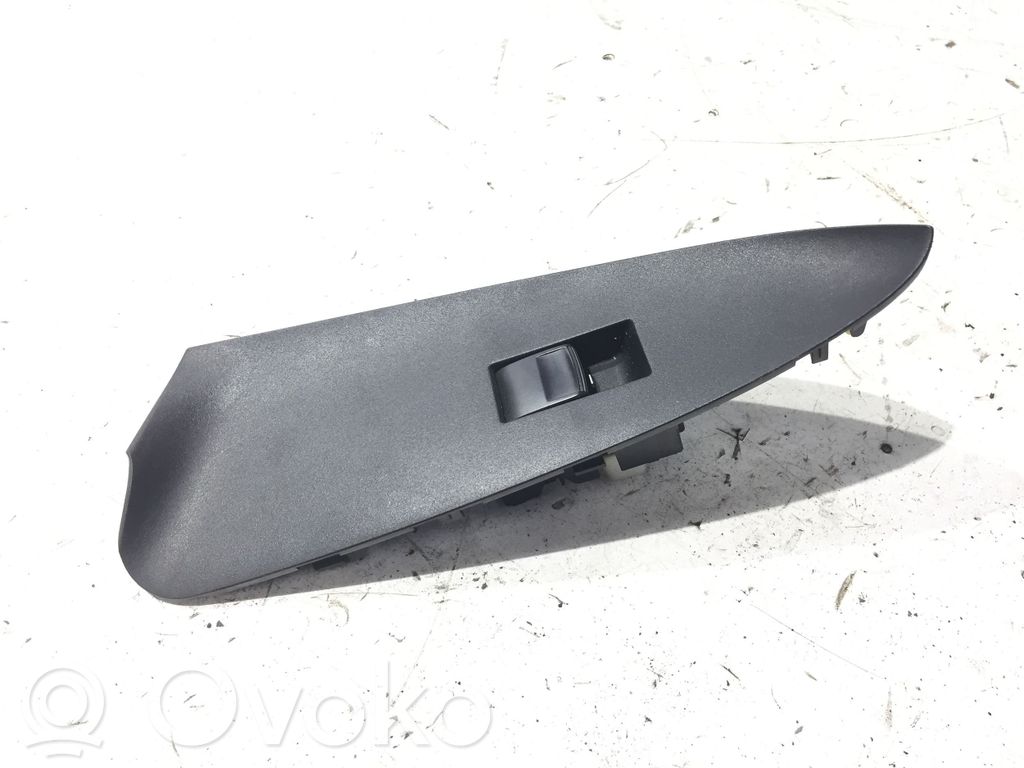 Toyota RAV 4 (XA30) Electric window control switch 