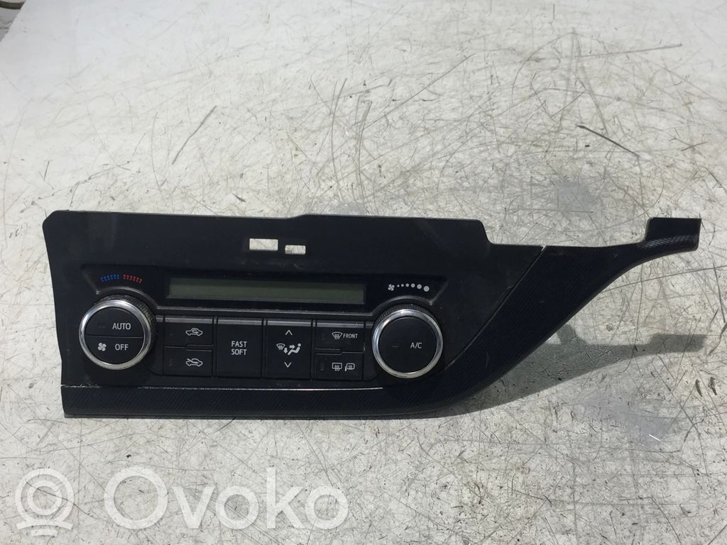 Toyota Auris E180 Climate control unit 