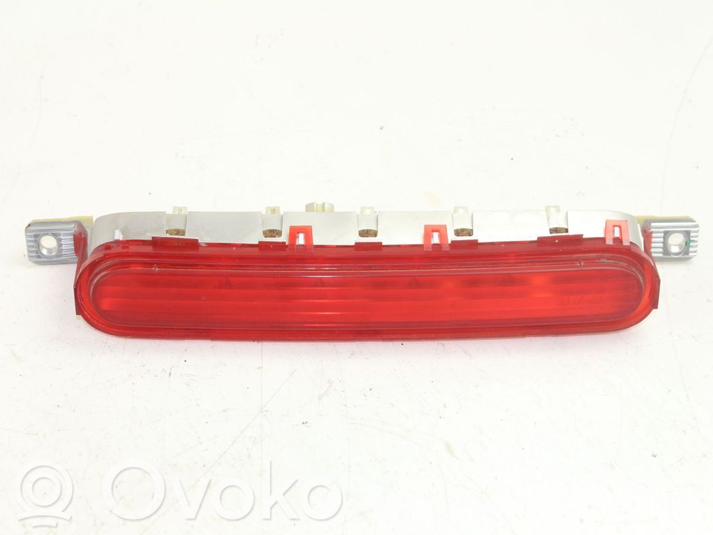 Toyota Corolla Verso AR10 Third/center stoplight 