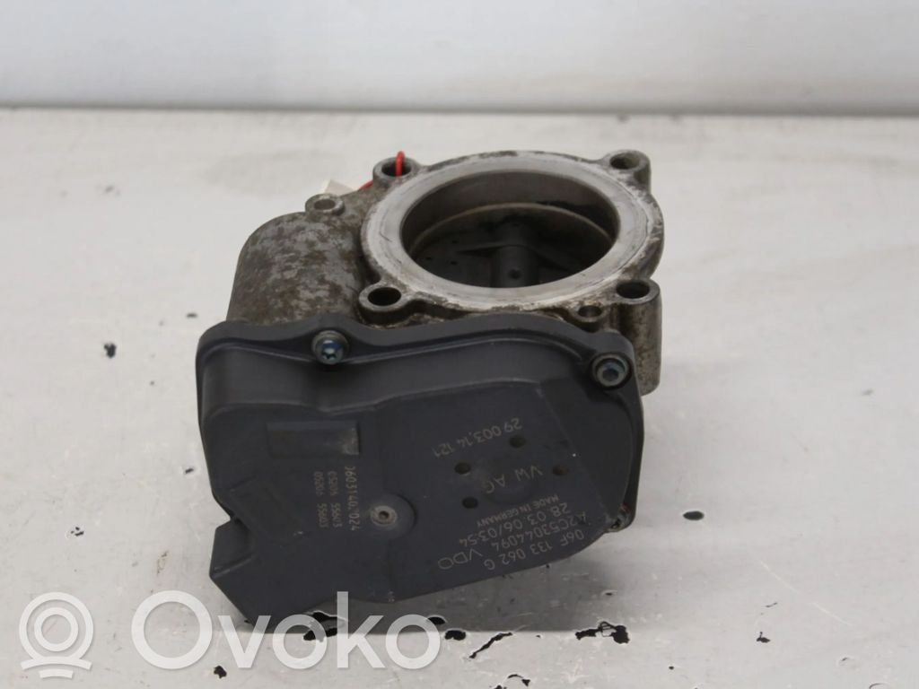 Volkswagen PASSAT B6 Throttle valve 