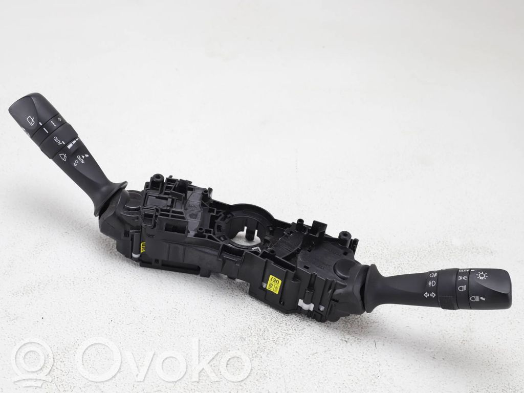 Toyota C-HR I Wiper turn signal indicator stalk/switch 