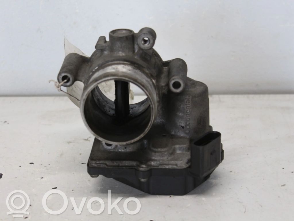 Volkswagen PASSAT B7 Throttle valve 