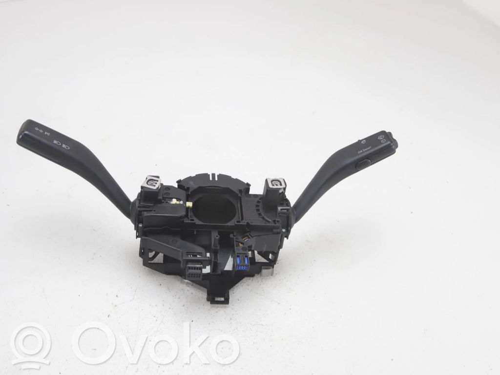 Volkswagen Caddy Wiper turn signal indicator stalk/switch 