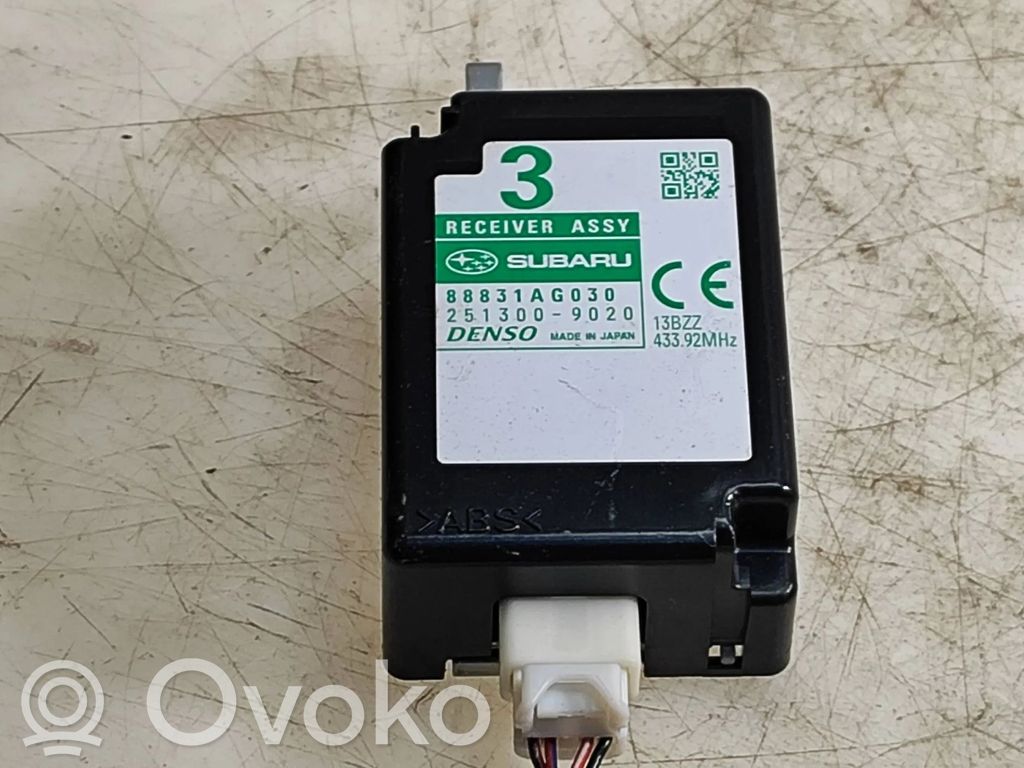 Subaru Impreza III Antenna control unit 