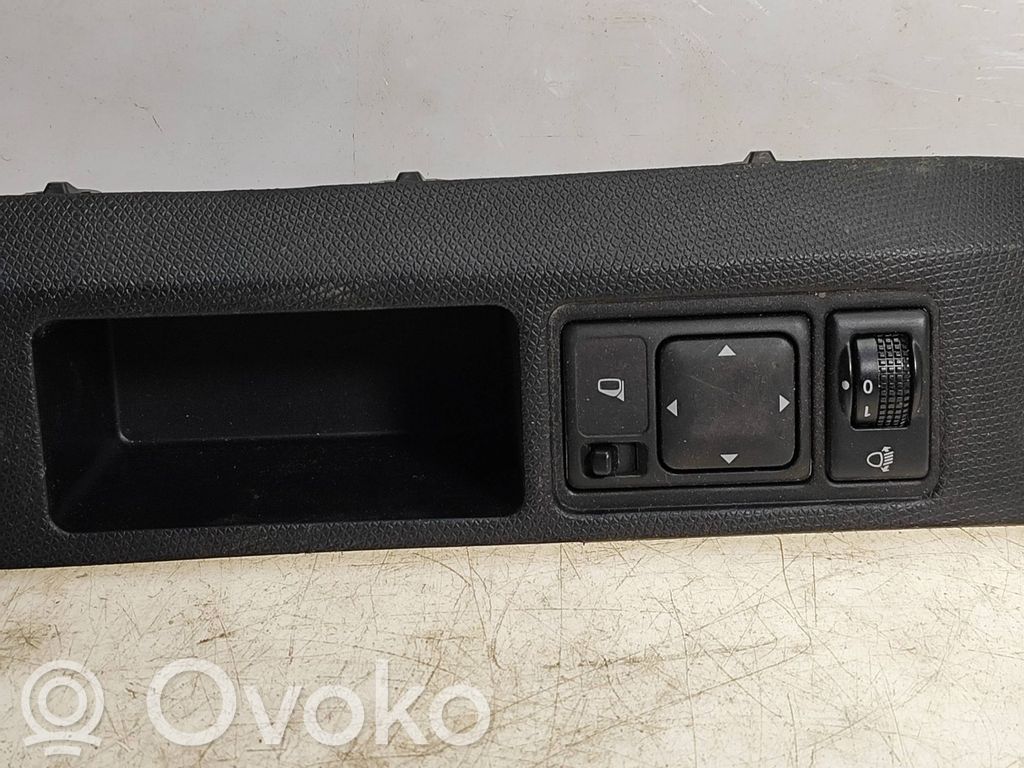 Nissan Micra Wing mirror switch 