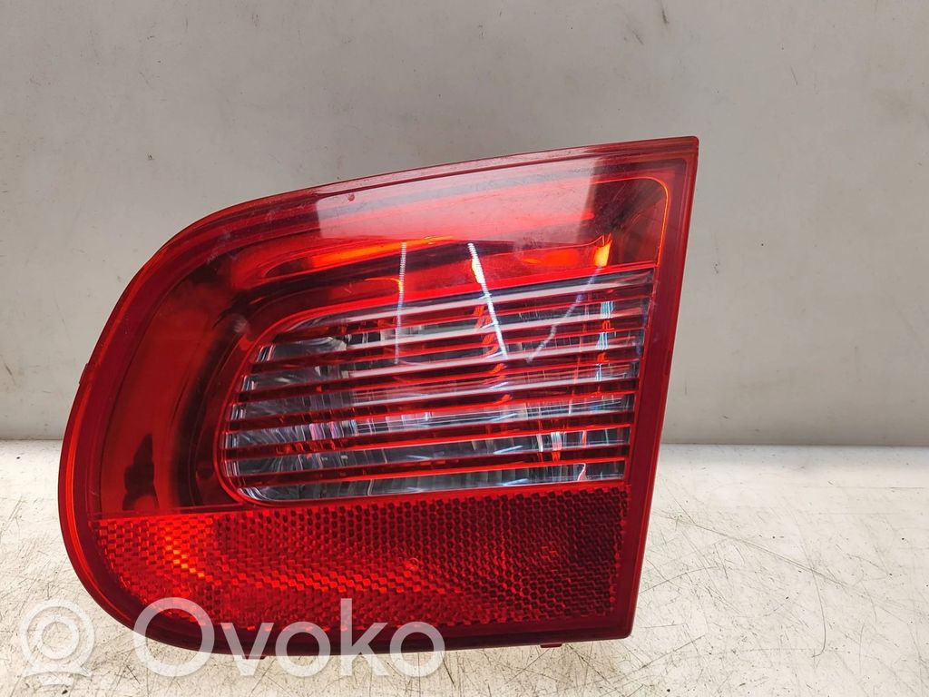 Volkswagen Eos Lampă spate în capacul portbagajului 