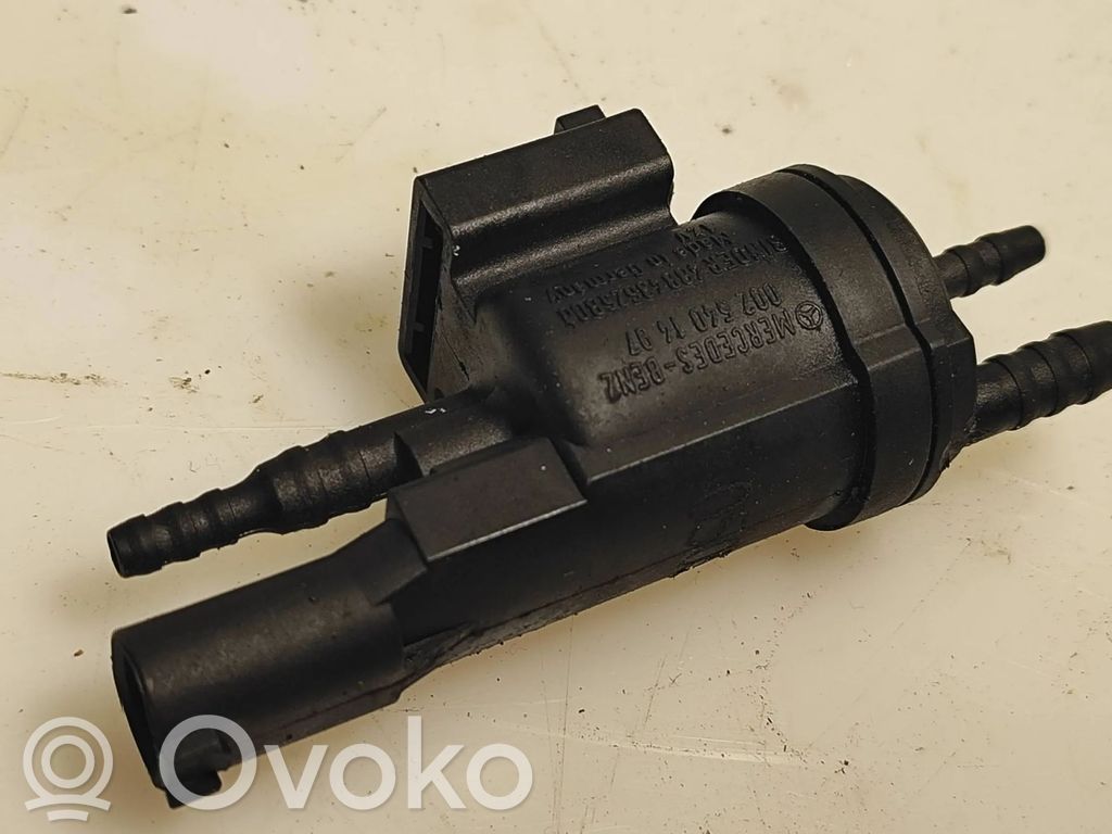 Mercedes-Benz CLK A209 C209 Valve vacuum 