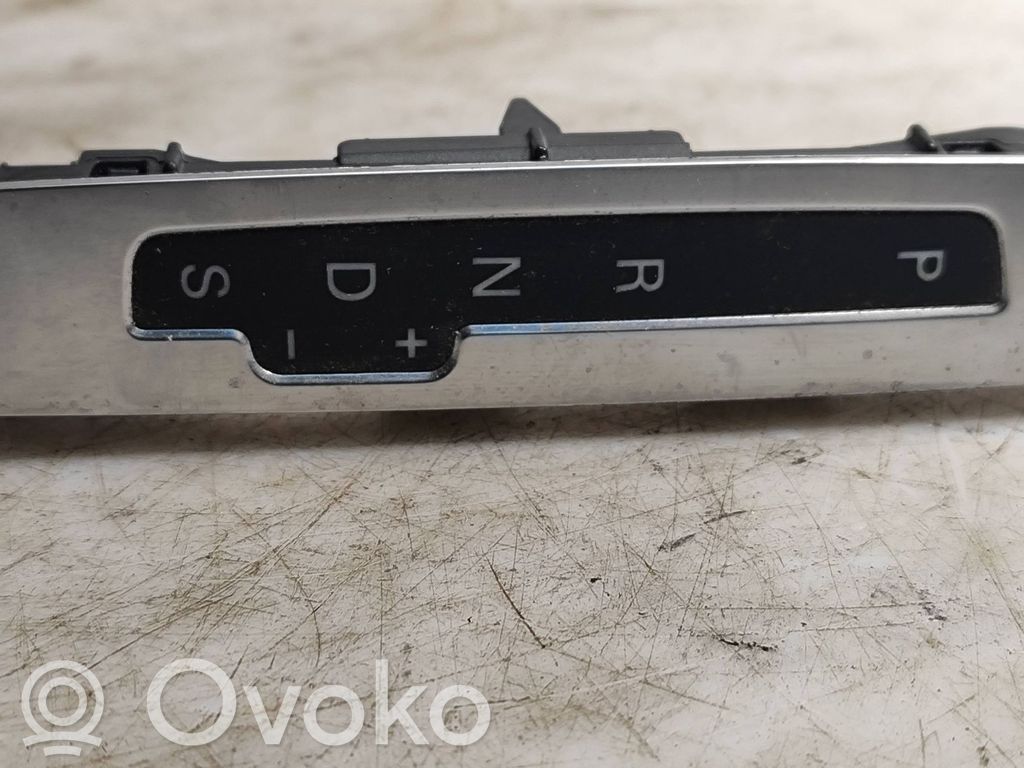 Audi A6 S6 C6 4F Gear shift selector indicator 