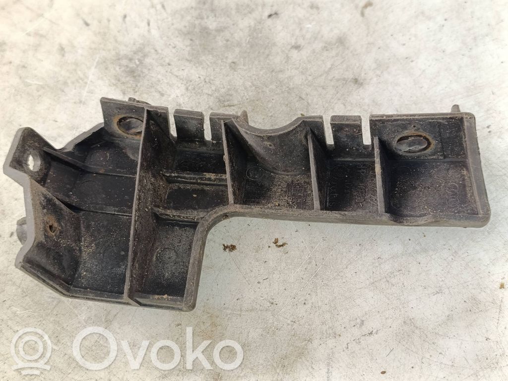 Audi A4 S4 B7 8E 8H Front bumper mounting bracket 