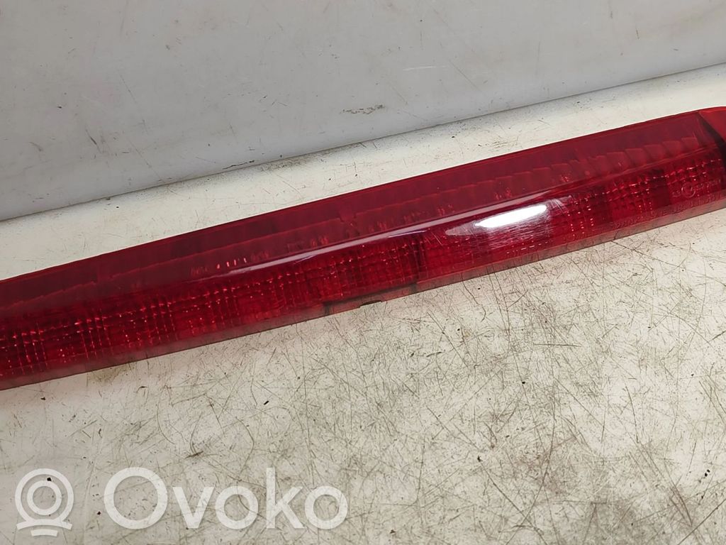 Trzecie światło stop   P2884