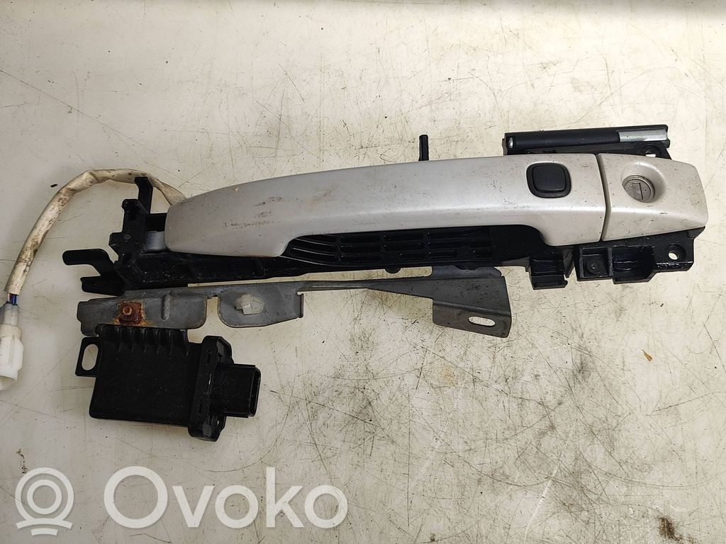 Subaru Impreza III Klamka zewnętrzna drzwi przednich 