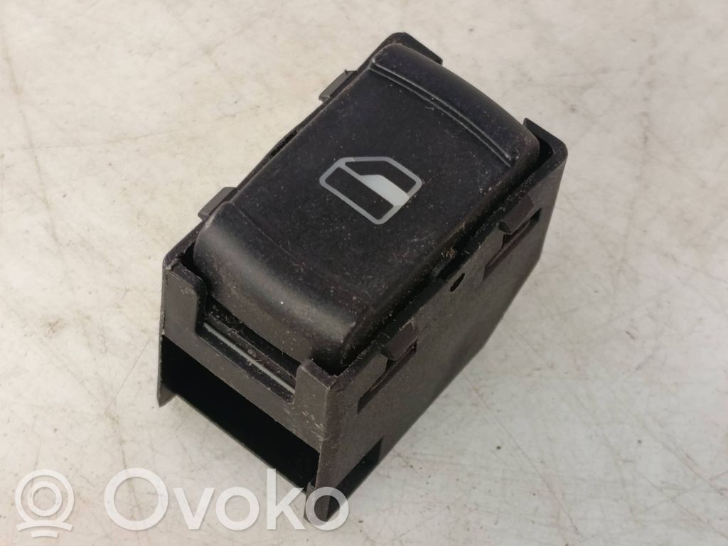 Volkswagen Golf IV Electric window control switch 