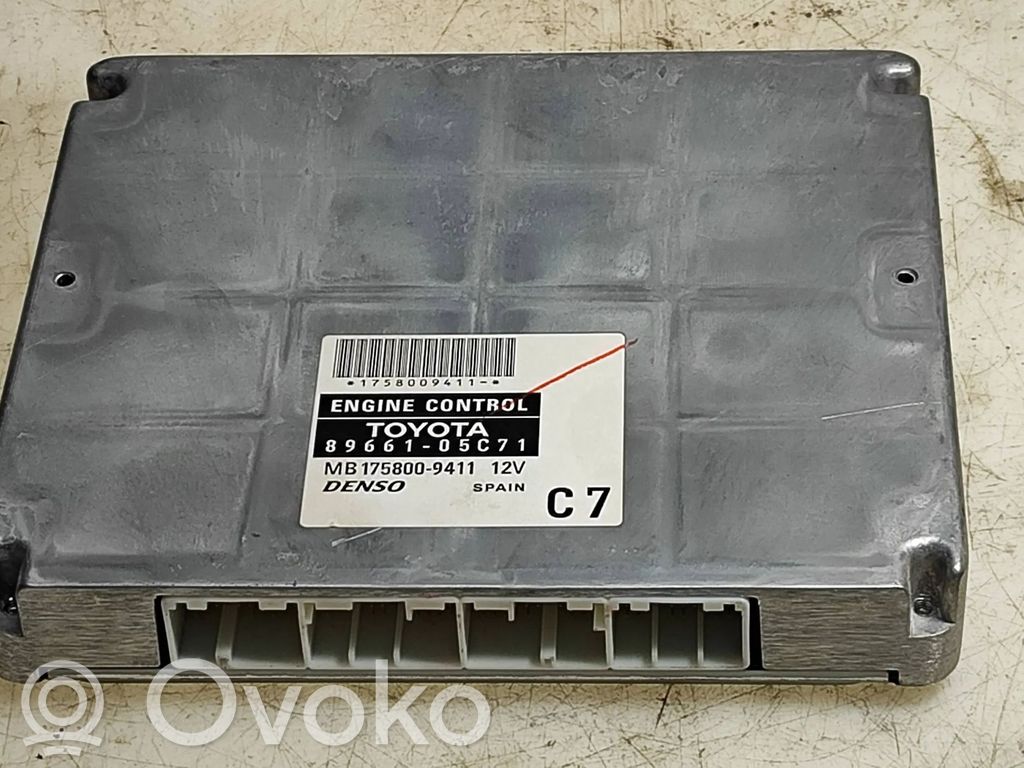 Toyota Avensis T250 Engine control unit/module 