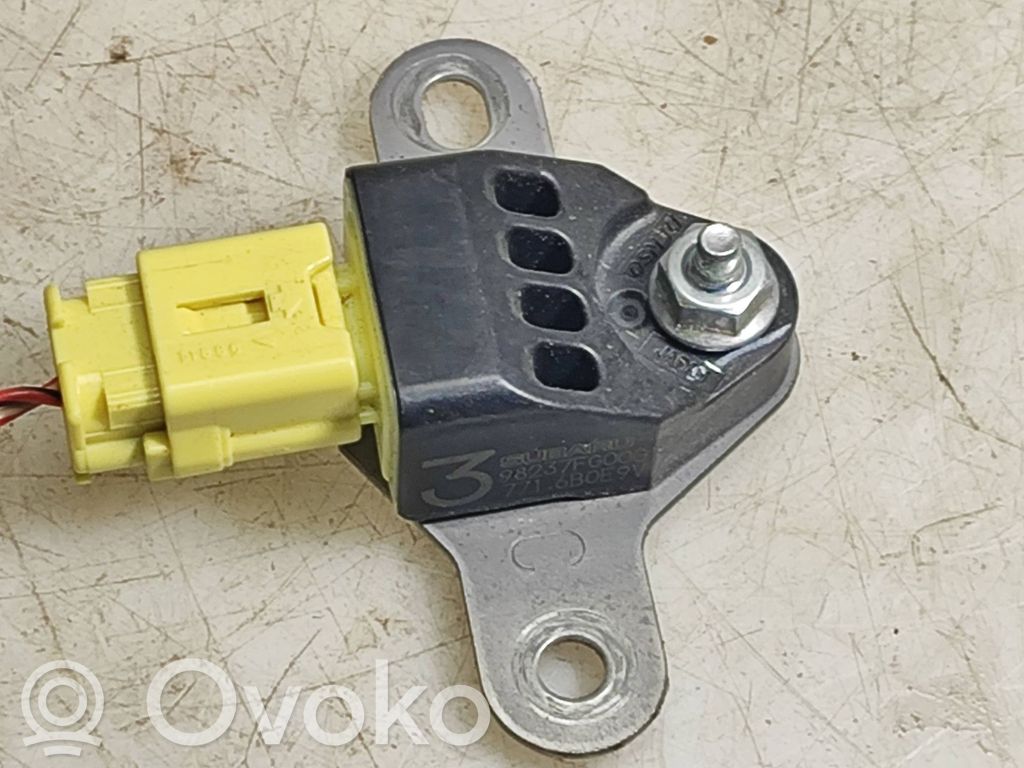 Subaru Impreza III Airbagsensor Crashsensor Drucksensor 